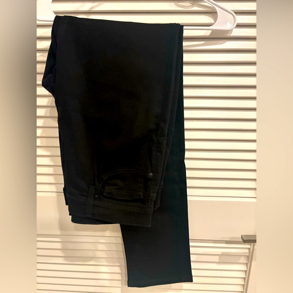 Joes Black Jean